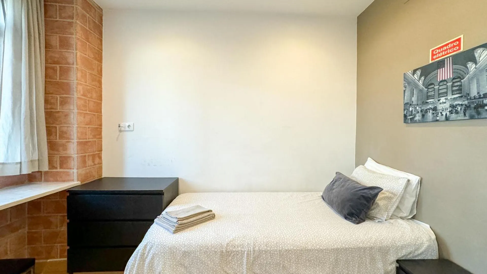 Апартаменты Quiet And Cozy, Easy Access To Lisbon Highlights #1880